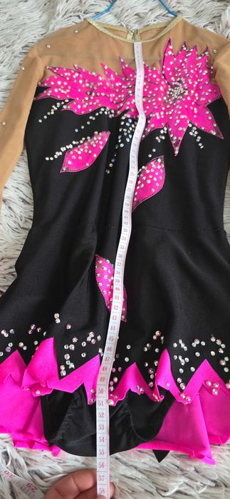 Vând costum Gimnastica Ritmica pentru Competitii