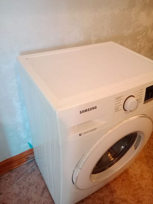 Продам стиралка.