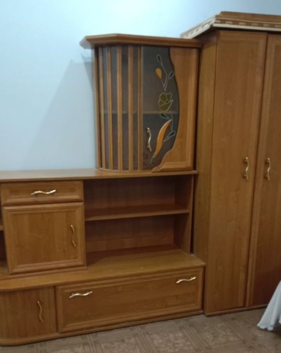 Шкаф горка продам
