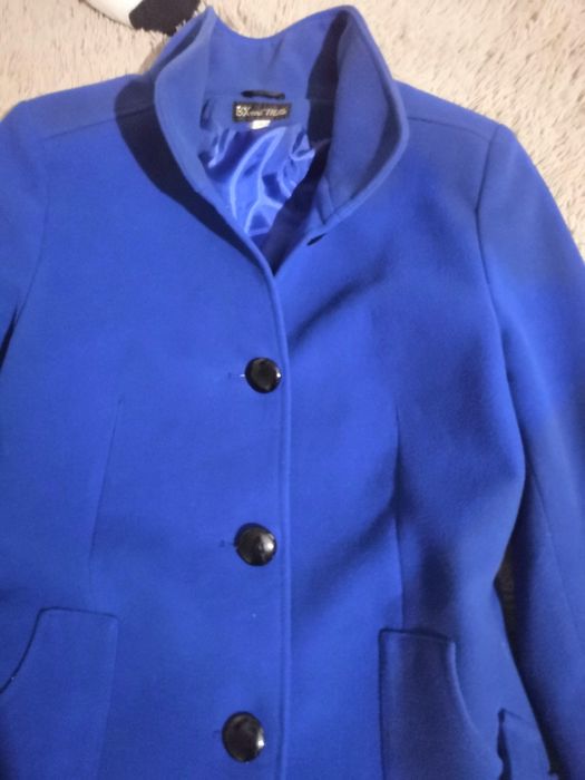 Продам стильное пальто.