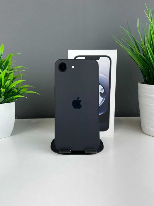 Apple iPhone 16e 256GB, Чёрный 12596а5169