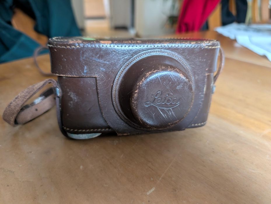 Camera foto Leitz Leica IIIF (anii '50) si husa originala