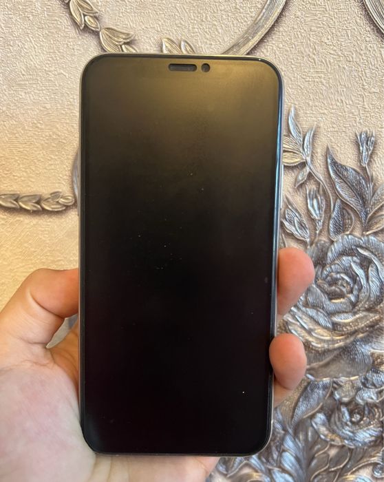 Iphone 11 pro yaxshi holatda