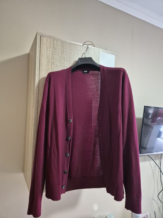 Свитер Lime, кардиганы Юникло из 100% шерсти