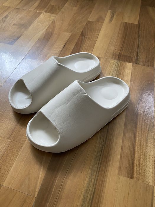Papuci din silicon