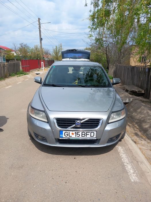 Vând Volvo v50 1.6 dizel