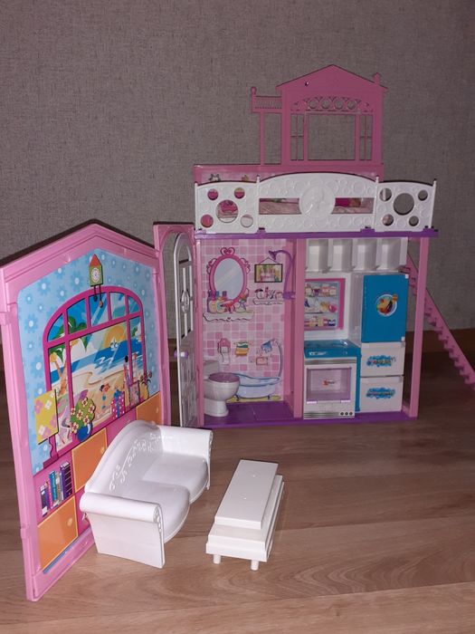 Продам домик для кукол