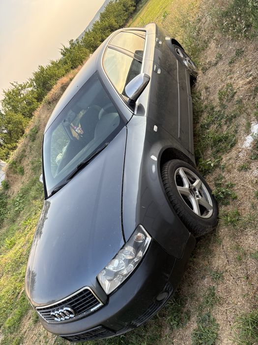 Dezmembrez Audi A4 b6 1.9 Diesel /131 cp /AWX
