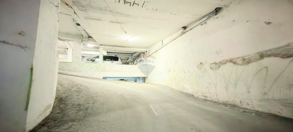 Продава се Гараж / Паркомясто в Варна, Терапевтична болница - 13 кв.м за 1001 €/кв.м - Снимка #7