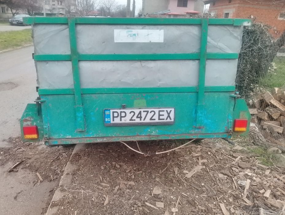 Ремарке за лек автомобил