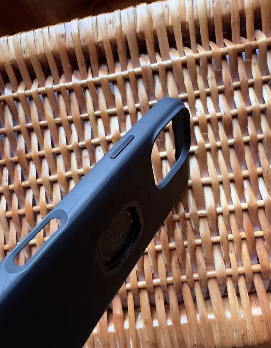 Калъф Quadlock MAG за iPhone 16 Pro Max