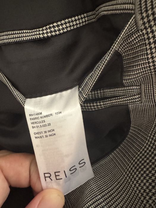 Костюм тройка Reiss