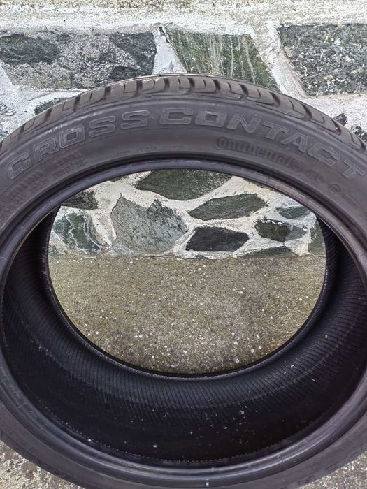Гуми Continental CrossContact-265/40/21 2бр.