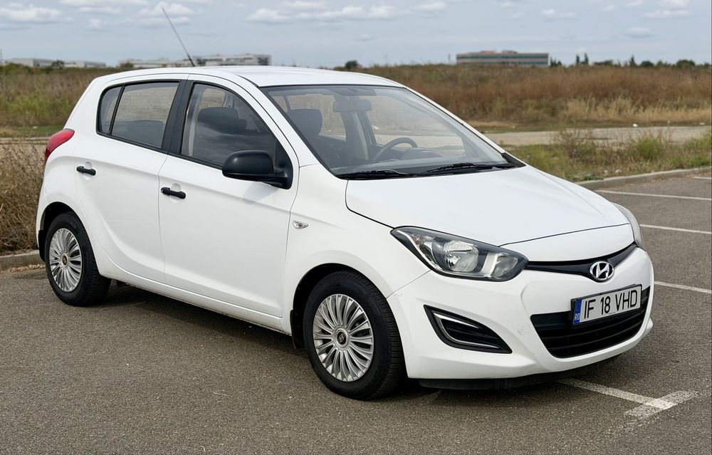 HYUNDAI i20 2015 — imagine 2