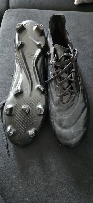 Футболни обувки висок клас - Нови