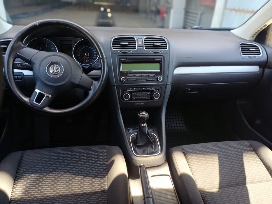VOLKSWAGEN Golf 2010 — imagine 5