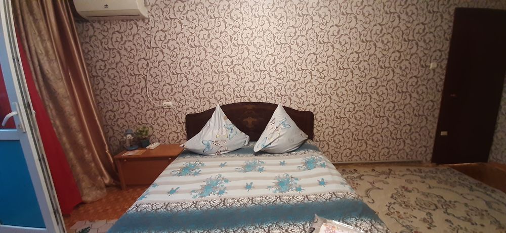 КВАРТИРА 8000...