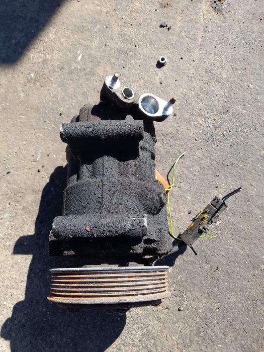 Compresor clima Ac 1.4 hdi Cod 8HS Peugeot Bipper / Citroen Nemo