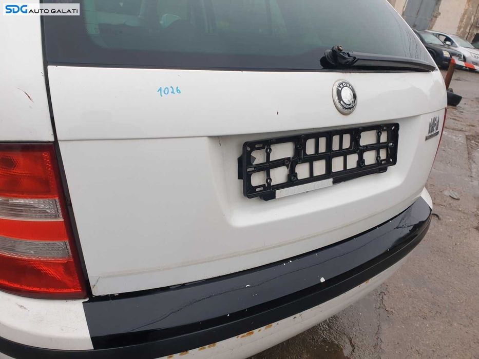 Brat cu Lama Stergator Luneta Geam Sticla de pe Hayon Haion Portbagaj Skoda Fabia 1 Break Combi 2000 - 2007