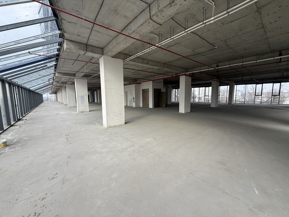 Сдается помещения 1500м2 в А бизнес центре, Алайский рынок. SH83