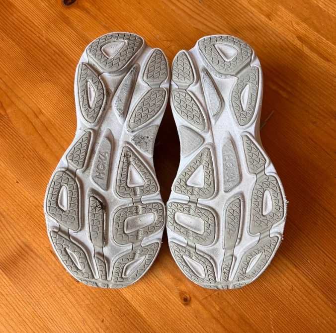 Hoka Bondi 8 - 41 1/3 (26cm)