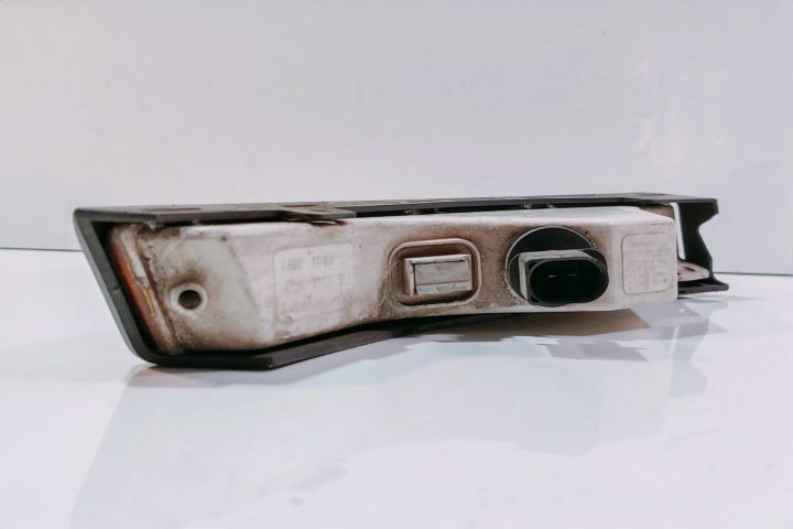 Semnalizare  cu ornament stanga 3C0953041J Volkswagen VW Passat B6