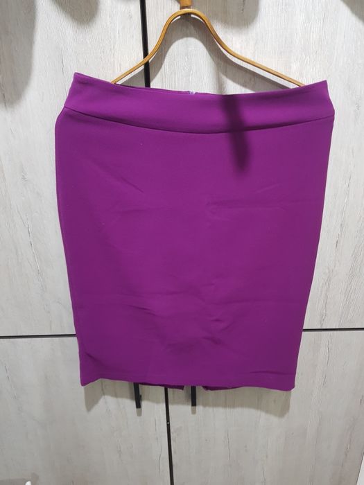 Продаётся костюм. 40р турец.