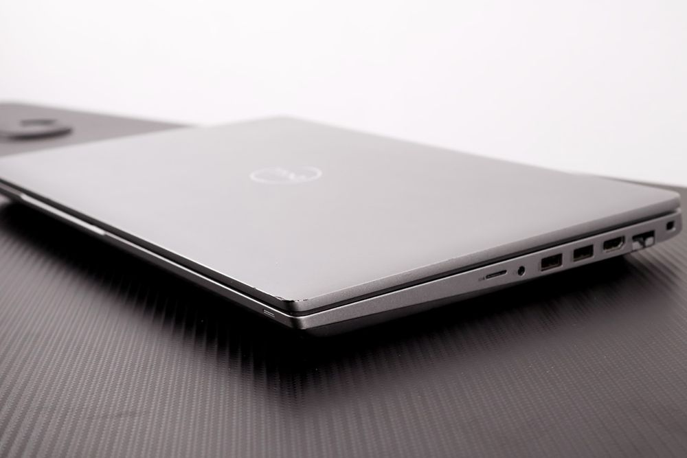 Laptop Dell Latitude, i7-12800H 4.8GHz, 16GB RAM DDR5, 512GB SSD