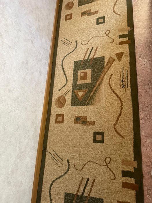 Продам ковер дорожку