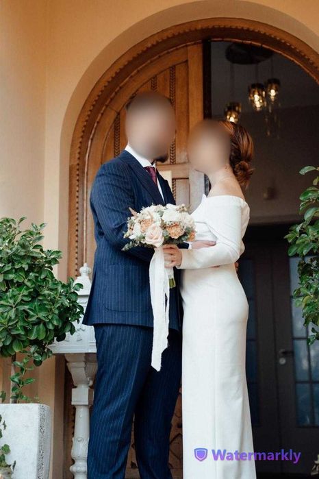 Rochie Mireasa Lunga si Dreapta - cu umerii goi