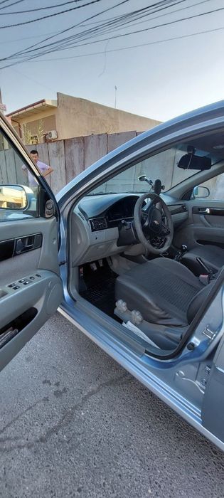 Jentra 1.5 delfin rang kraska shopr eshigida kira qilinmaga moshina