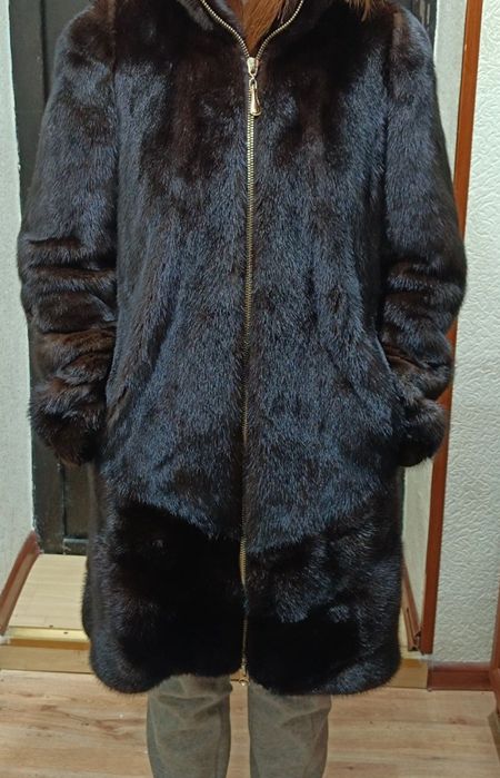Шуба норковая. надевалась пару раз