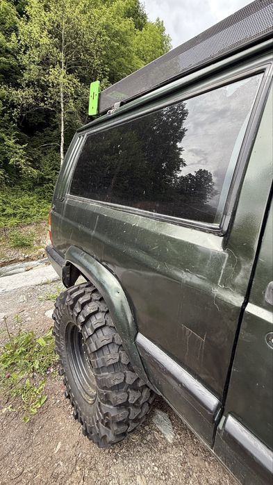 JEEP Cherokee 1997 — imagine 3
