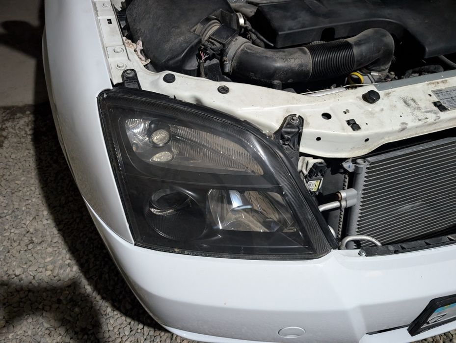 Фары Опель вектра С