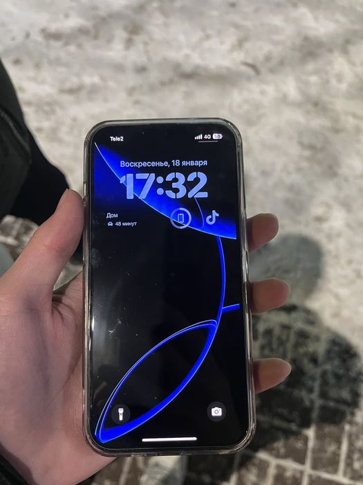 Продам айфон 13 128гб