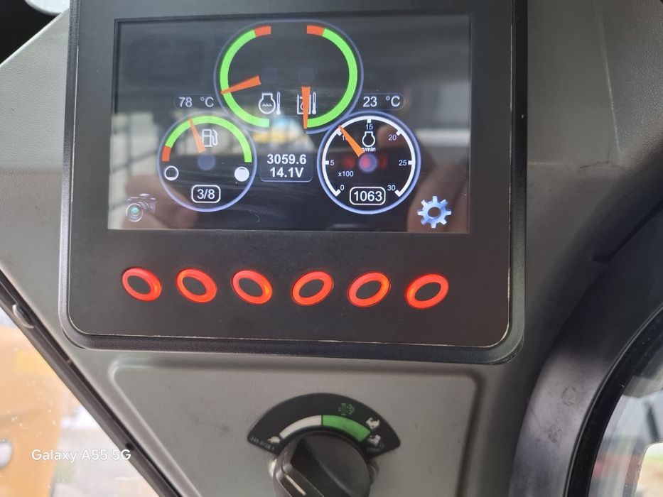 Încărcător frontal