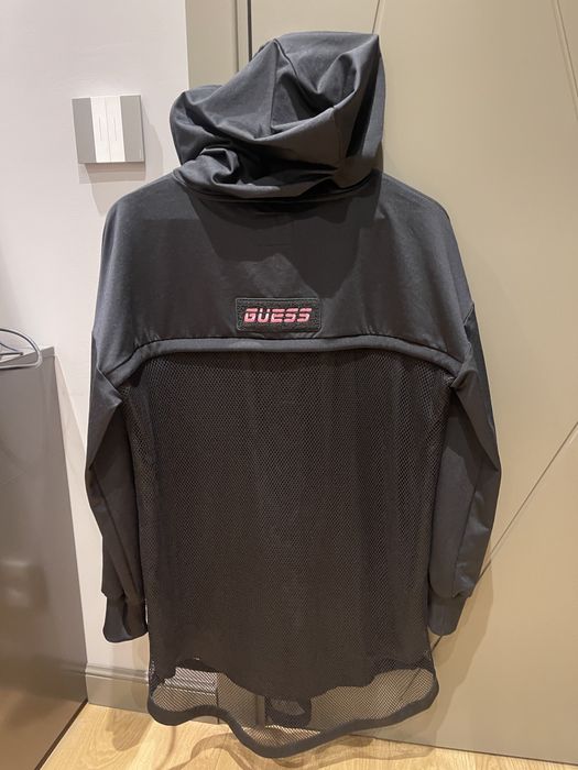 Черен суичър Guess