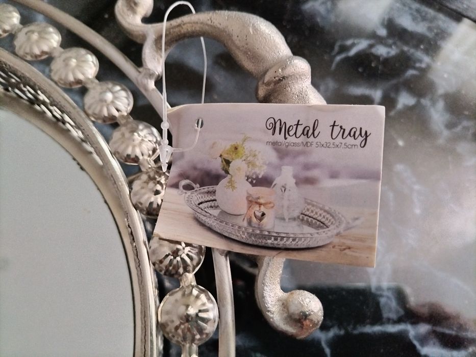 Елегантни подноси