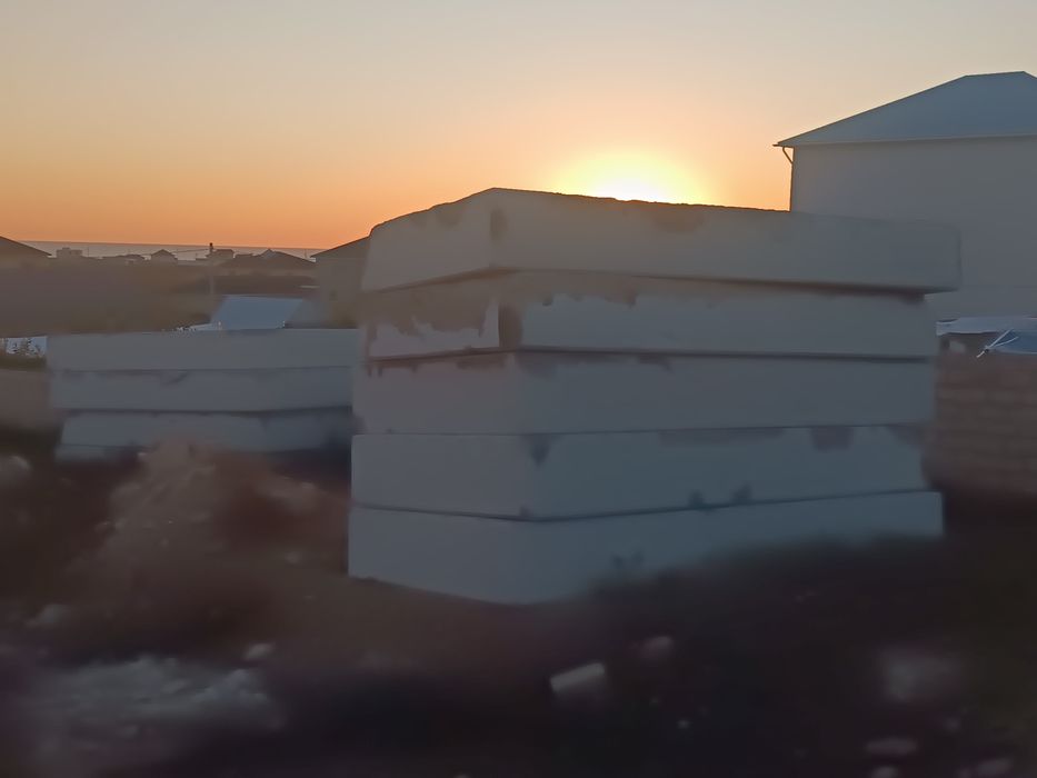 Плиты бетонные б/у