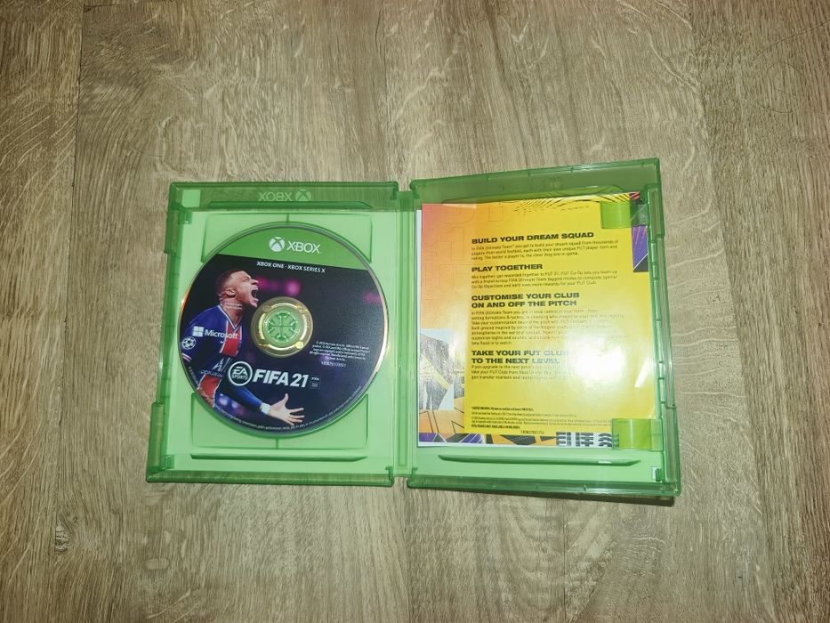 Vând urgent Cd Xbox one detalii in descriere