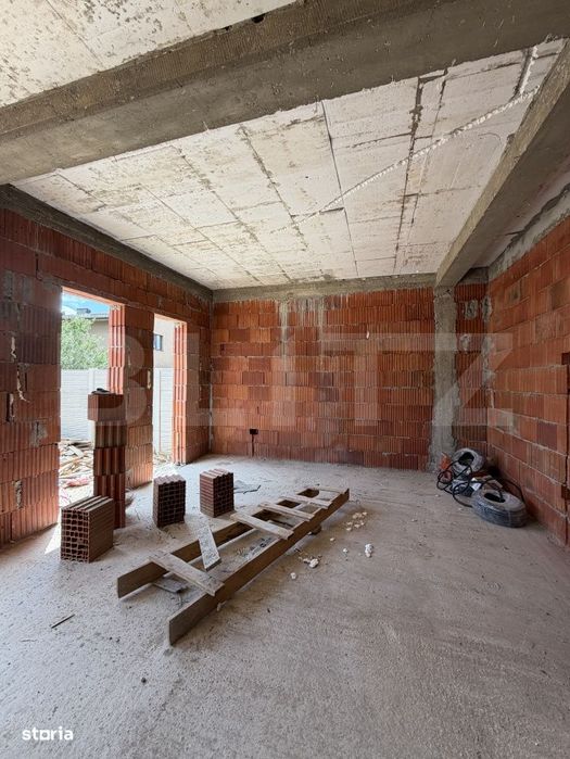 Casa P+1, 3 dormitoare, 105 mp, 200 mp teren, toate utilitatile, Damil