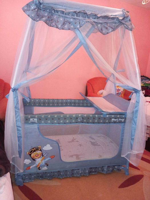 Бебешко легло/кошара на 2 нива с матраче