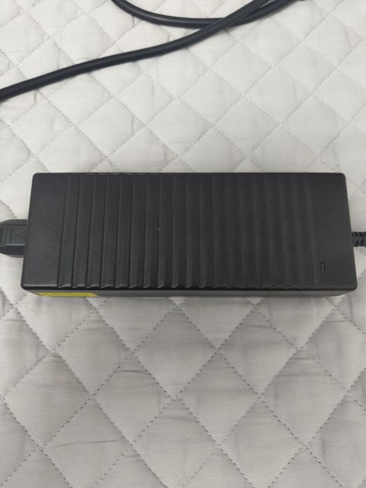 Блок питания Dell 130W
