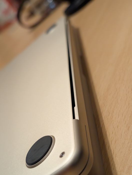 MacBook Air M2 като нов