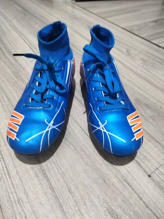 Продам бутсы 35 размер город Кокшетау