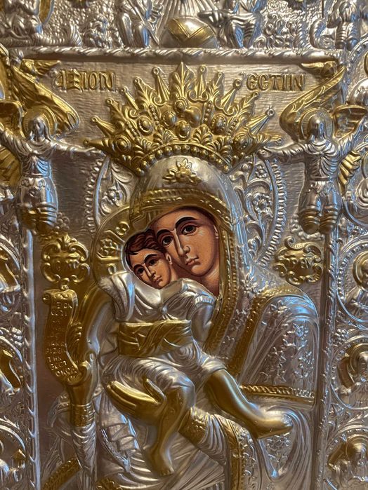 icoana argintata icoana veche  maica domnului icoana veche dim 30x40