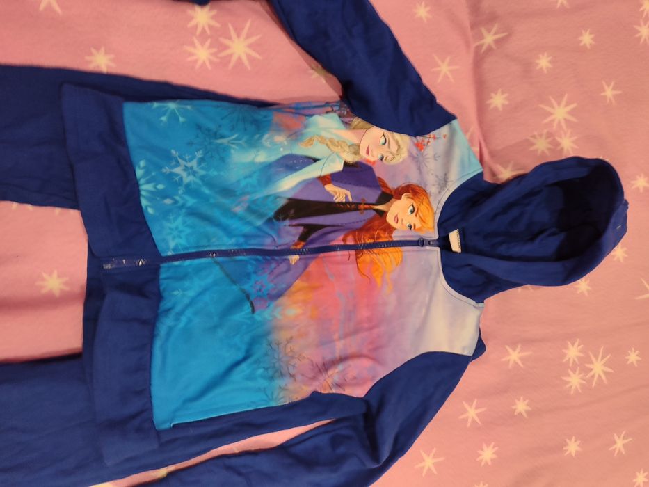 Анцунг фроузън, Елза и Ана