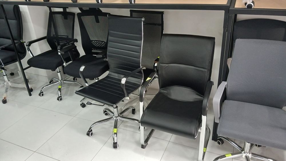 Кресло ва стуллар