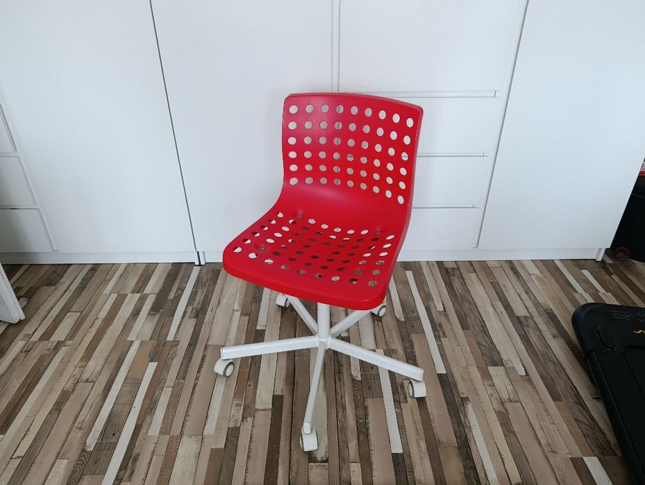 Детски стол - 2бр.