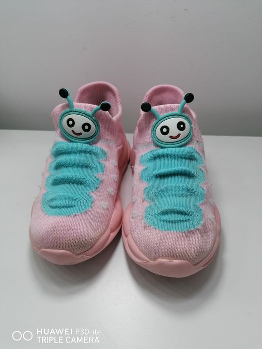 Tenesi / bascheți fete 1+1 gratis mărime 25/26